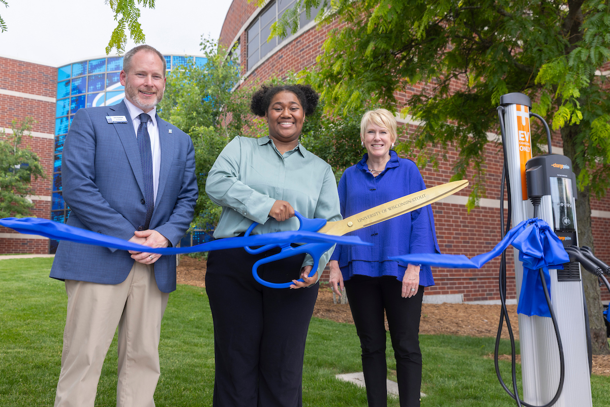 From left to right: Vice Chancellor Erik Guenard, Stout Student Association Vice President Chris Sander, and Chancellor Katherine Frank