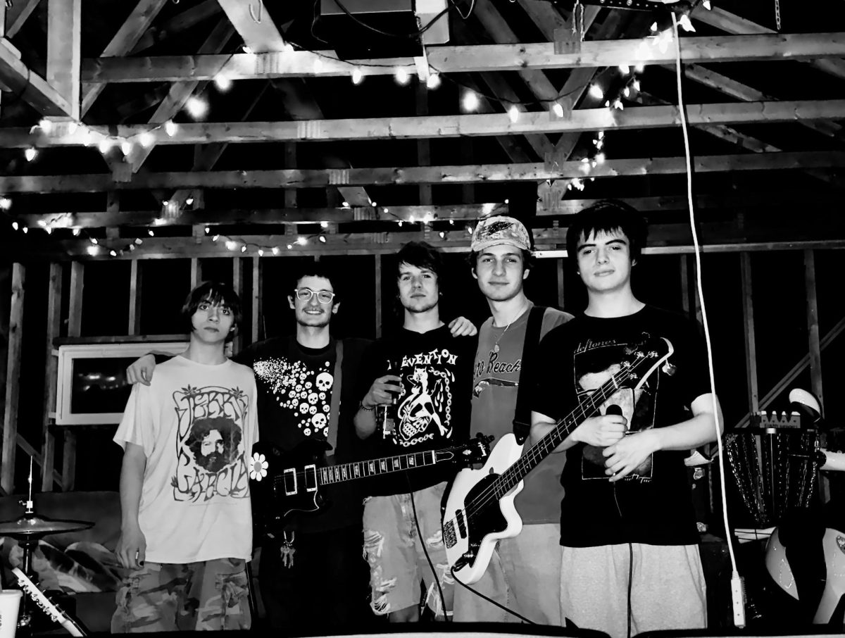 The members of Diane Selwyn. From left to right: Maxine, Loyal, Xander, Broden, Zach.